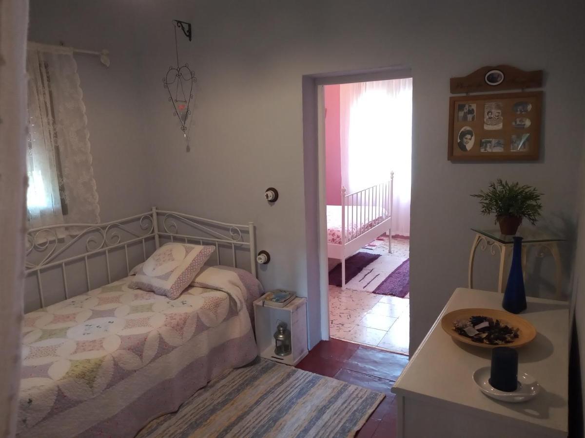 Casa La Liebrecilla Guest House Riogordo Ngoại thất bức ảnh